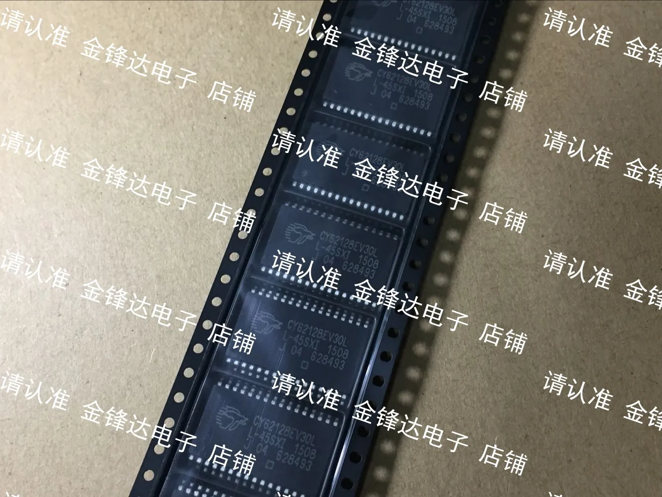 

CY62128EV30LL-45SXI / DV30LL-55SXI / DV30LL-70SXI