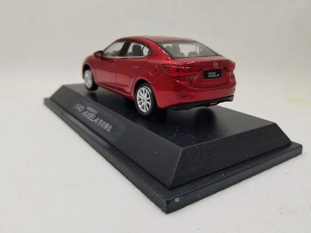 1:43 литая под давлением модель для Mazda 3 Axela Красный Седан сплав игрушечный автомобиль миниатюрная коллекция подарки Мазда 3