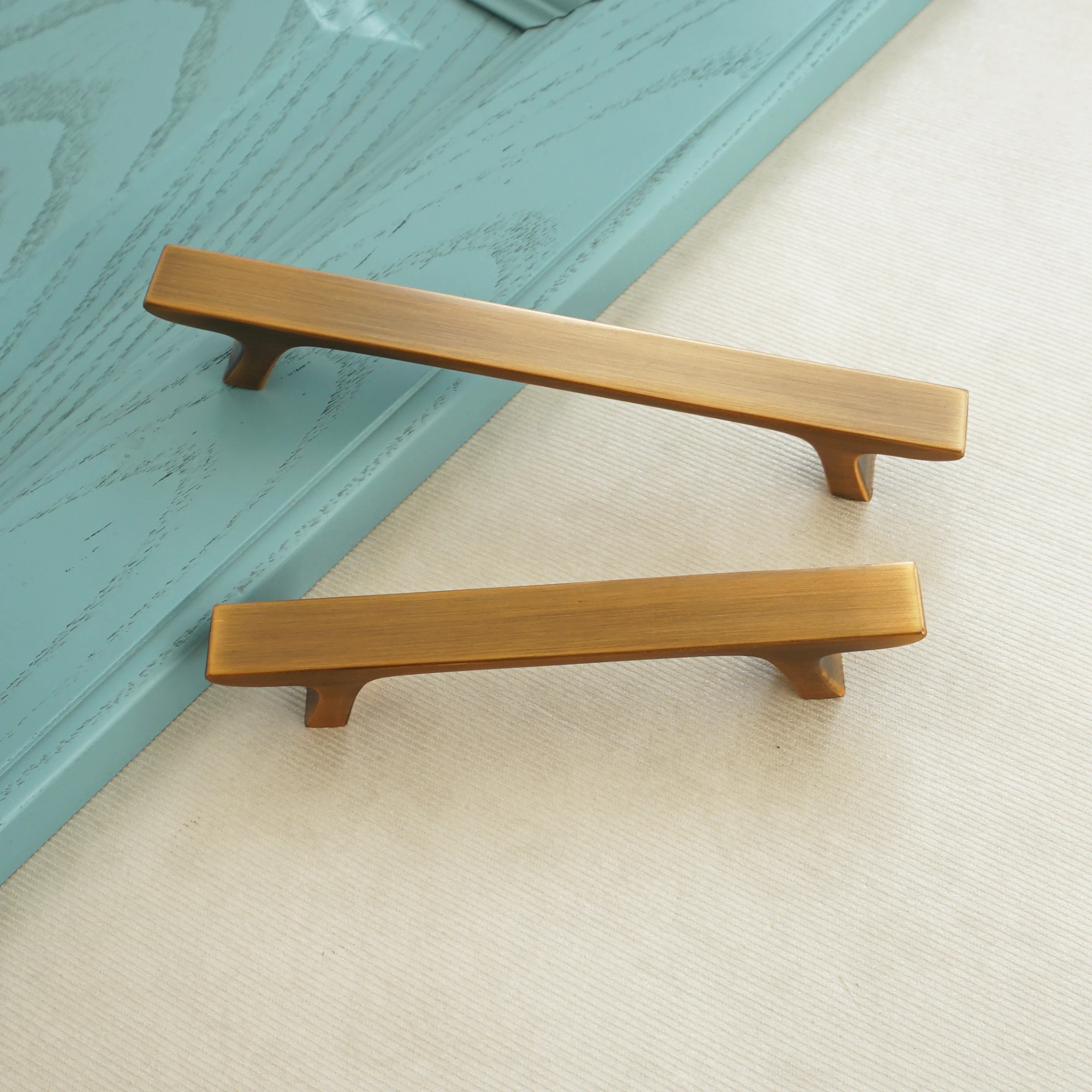 3 75 &quot5&quot латуни цинк сплава дверные ручки простой современный Кухня ручка шкафа