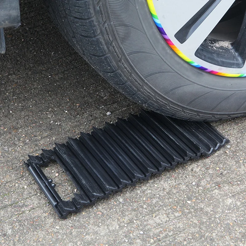 

Multi Purpose Car Anti-Skid Chains Sand Pass Tire Pads Car Ice Scraper Snow Shovel Winter Tyre Wheel Non Slip Belt Pad