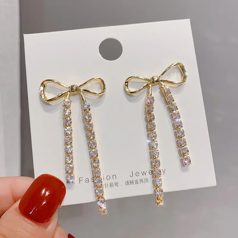 

Long bohemian earrings, bowknot, tassel and Crystal 2020 New boucle d’oreille femme wooden hoop earrings for women