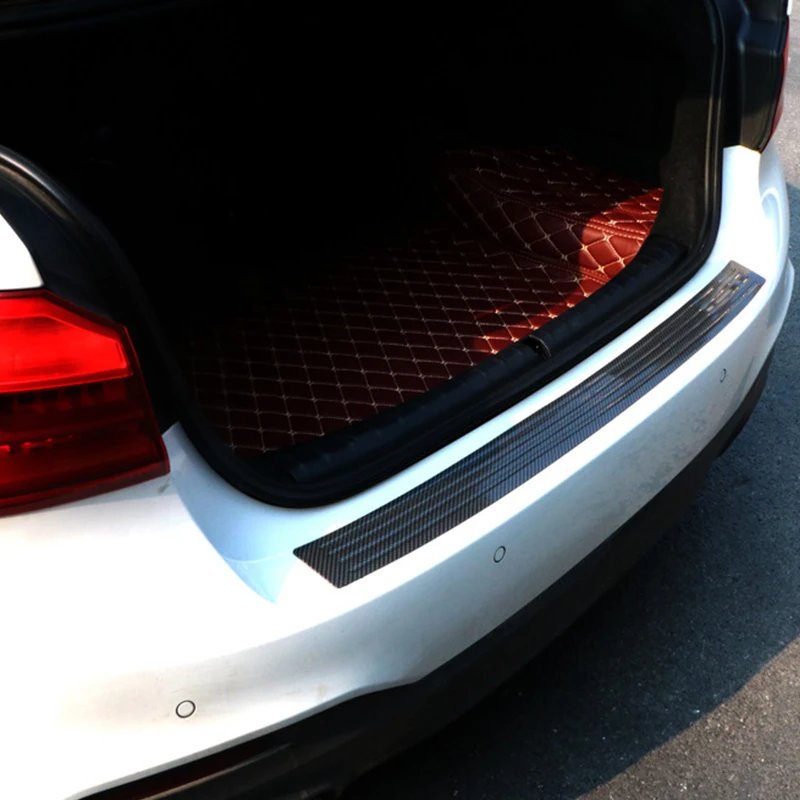 Защита для заднего бампера автомобиля универсальная черная резиновая