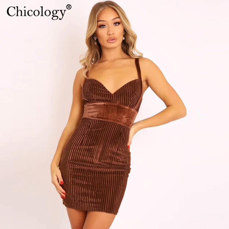 Chicology бархатное бархат широкие ремень мини-платье женское повседневное