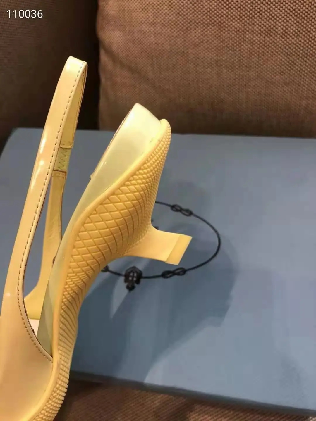 

2021 Summer Fashion Sexy Sandals pointy toe Pumps women shoes High Letter heel Party Wedding Shoe