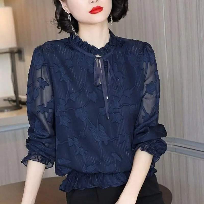 

2021 Fashion Women Spring Summer Chiffon Blouses Women Casual Long Sleeve Hollow Out Lace Loose Shirt Women Blusas Tops