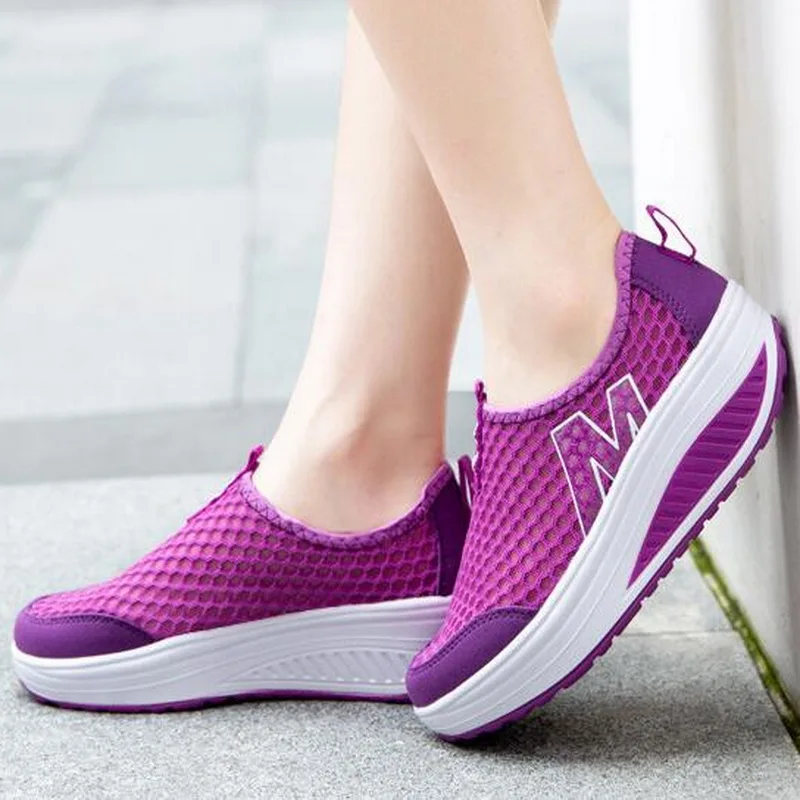 

Women Mesh Sneakers Comfortable Sport Fashion Height Increasing Shoes for Woman Breathable Air Mesh Sneakers Off White Shoes