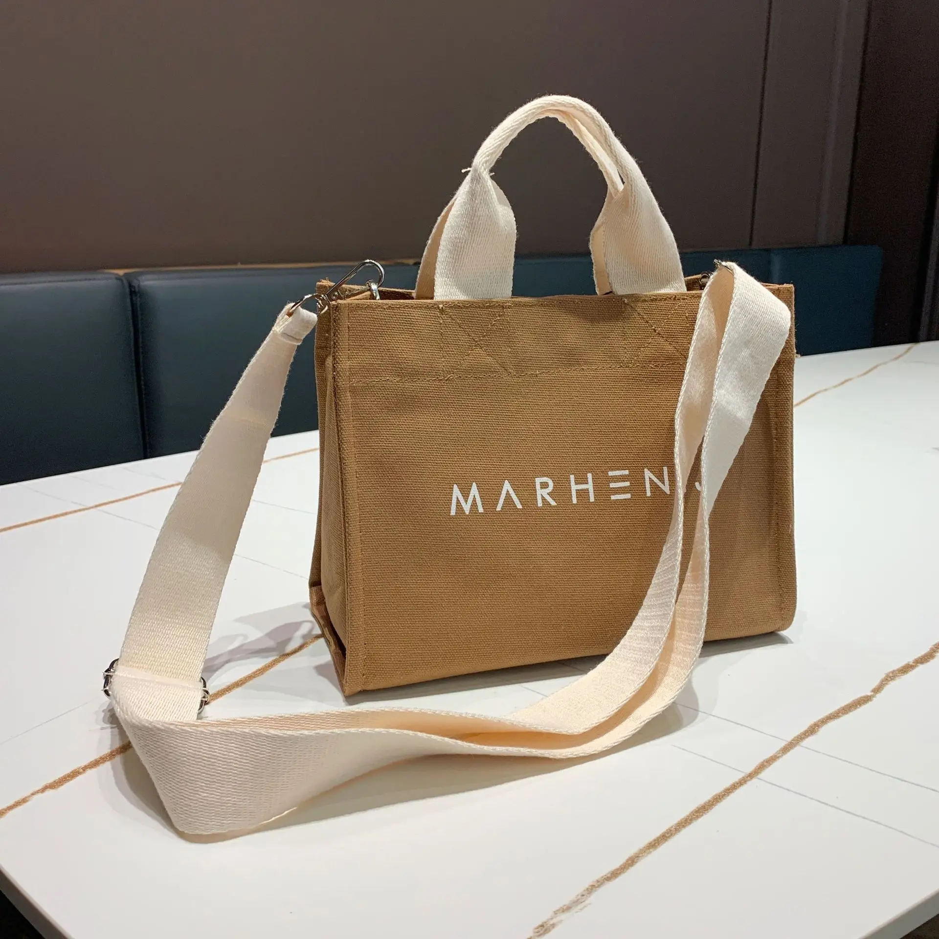 

Korean Designer Star Canvas Large Capacity Messenger Bag Star Waterproof Handbag Women's Shoulder Bag