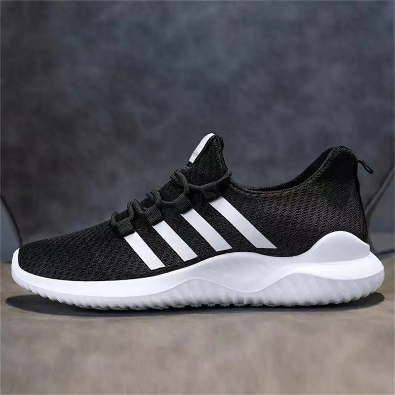 Black Men Running Shoes Breathable Outdoor Sport Lightweight Sneakers for Women Comfortable Athletic Training Footwear | Спорт и