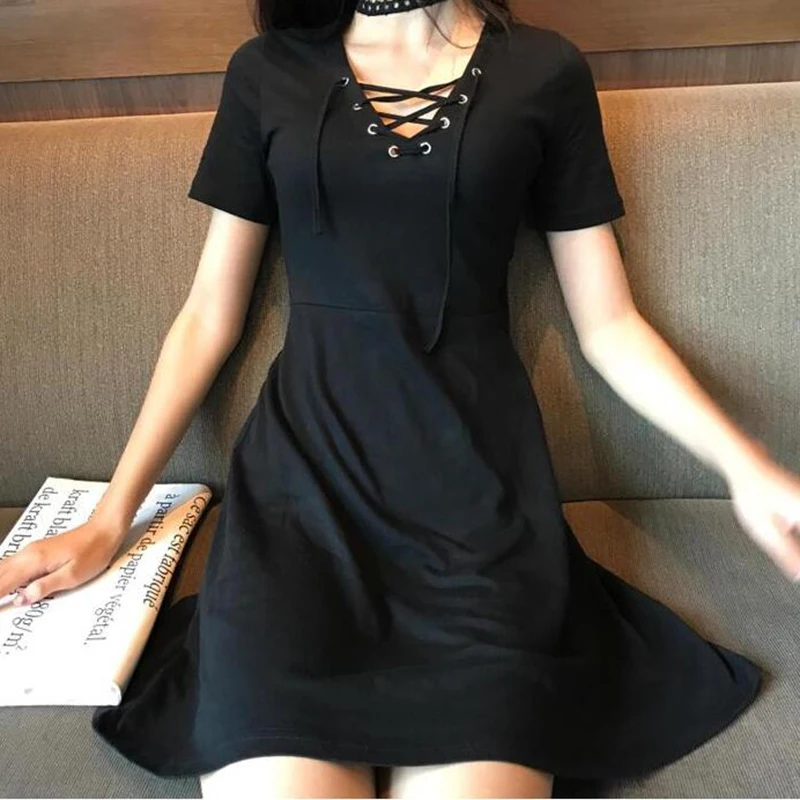 Женское облегающее платье с коротким рукавом черное платье-мини V-образным
