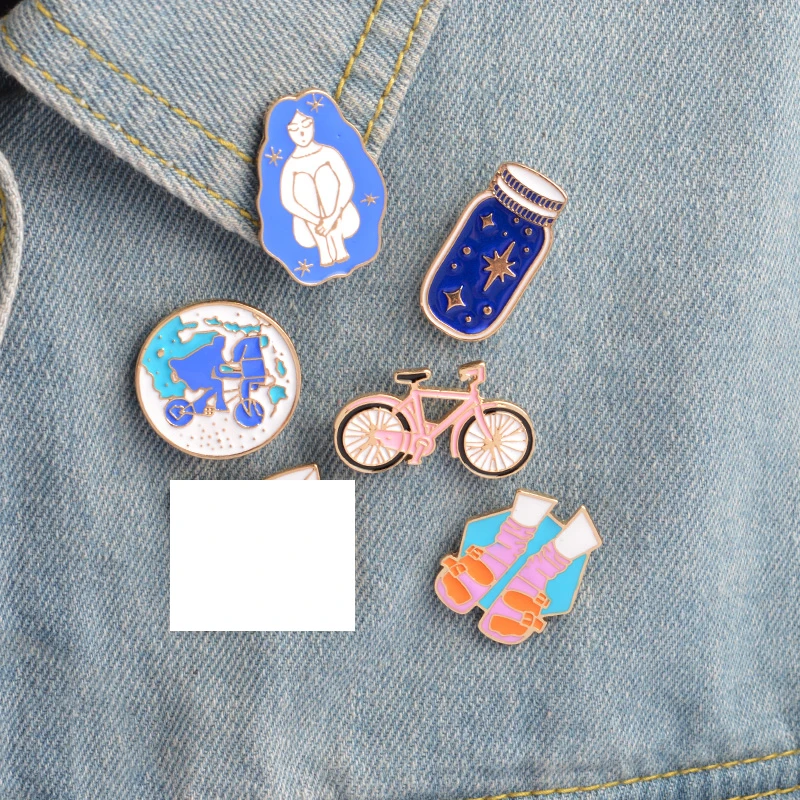 Вернитесь в прошлое и познакомьтесь с маленьким розовым велосипедом небесно