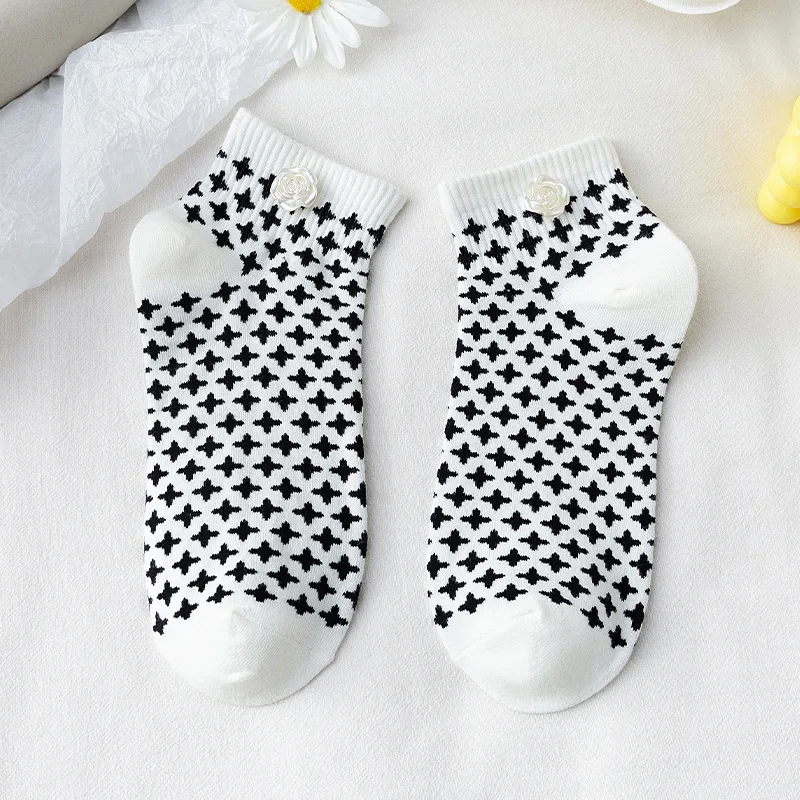 

10pairs/lot Spring Summer New Low Top Boat Cotton Japanese Calibration Female Socks & Hosiery Three-dimensional Flower Cross