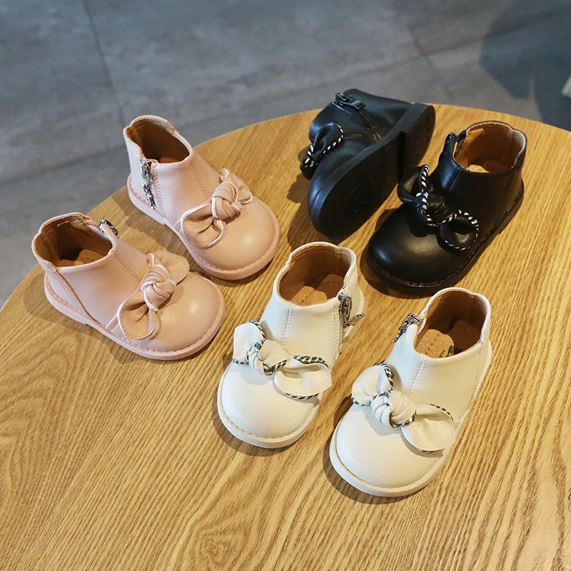 Модные ботинки из натуральной кожи с бантом для девочек симпатичная детская