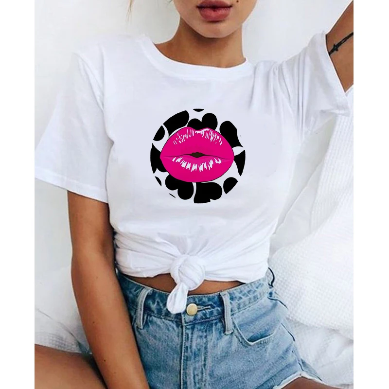 

New Summer Top Tee Big Red Mouth Lip Kiss Kiss Printed Lady O-Neck T-shirt Funny Graphic T-shirt Femme Vogue Harajuku T-shirt