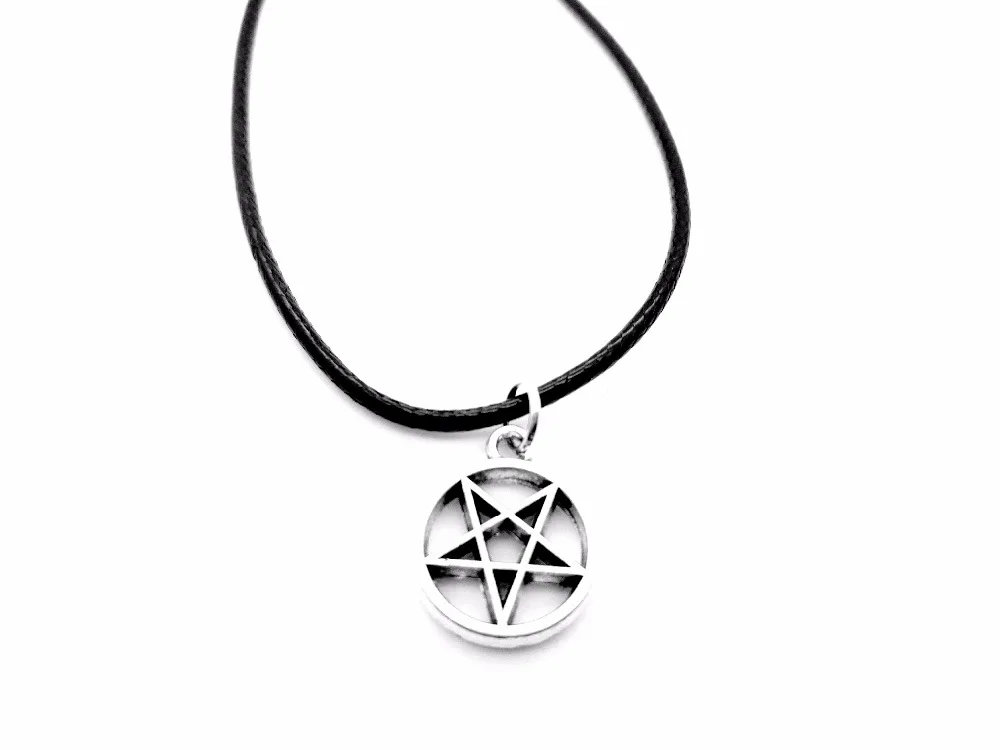 

Tiny Pagan Wicca Inverted Star Pentagram Necklace Circle Round with Star Necklace David Star Leather Rope Necklaces