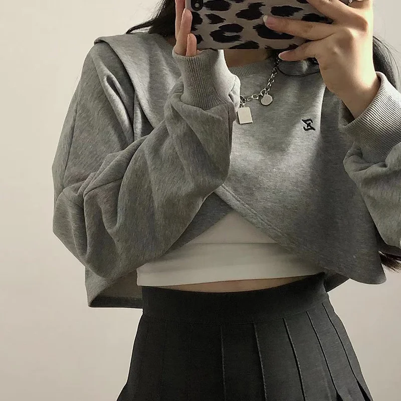 

2021spring Korean Style Loose Cross Irregular Neck Short Sweater Hot Girl Style Small Female Fashion