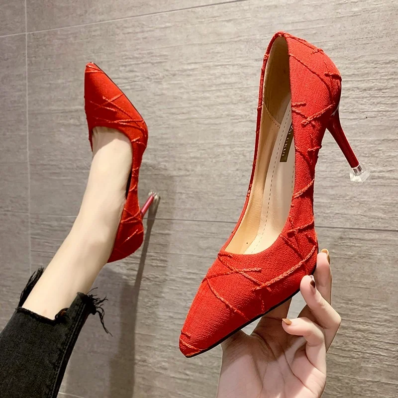 

Женские туфли-лодочки на высоком каблуке, с острым носком