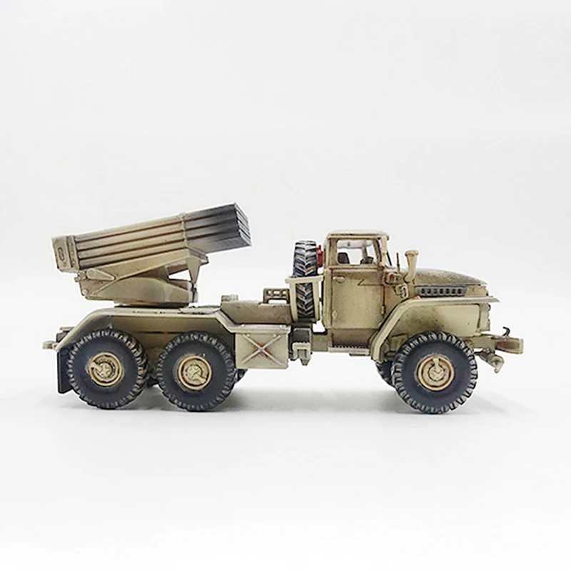 Модель автомобиля в масштабе 1/72 P0338 модель советской бригады 2017 град