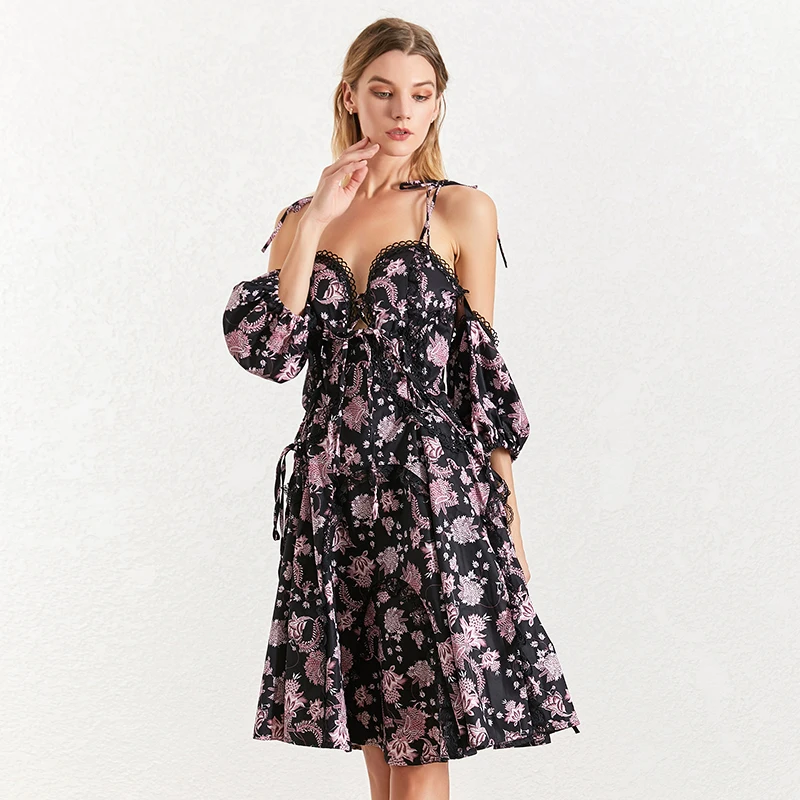 TWOTWINSTYLE летние платья на бретелях с принтом для женщин открытыми плечами пышными