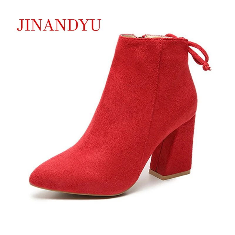 Замшевые ботинки на шнуровке привлекательные полусапожки блочном каблуке для