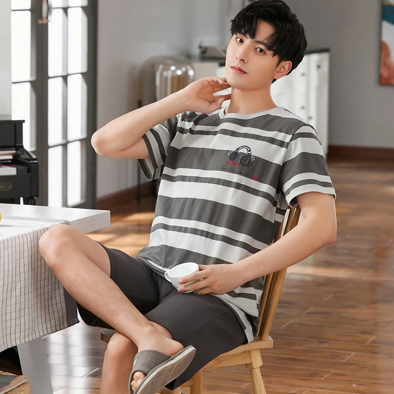 

Casual Plus Size Men Homewear Fashion Gray Stripe Sleepwear Summer Cotton Cartoon Headset Print Short Sleeve Couple Pajamas Sets