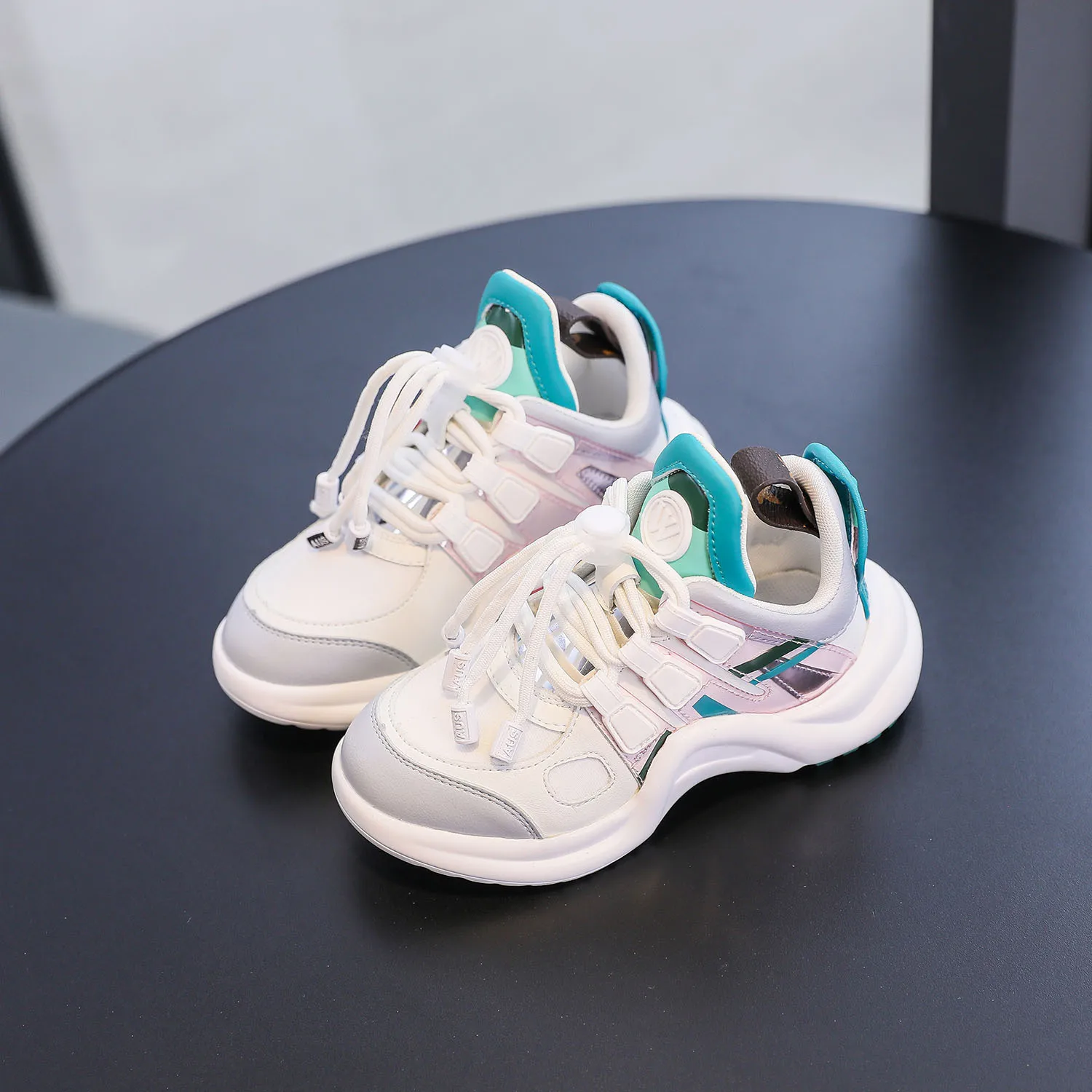 Детские Модные Дизайнерские кроссовки для маленьких и больших детей брендовая