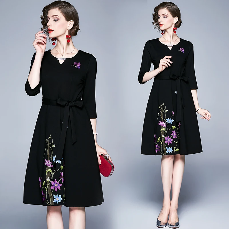 

High Quality Floral Embroidery Dress Vintage Womens Clothing Elegant Designers Lady Retro Aline Robe Femme Party Black Vestido
