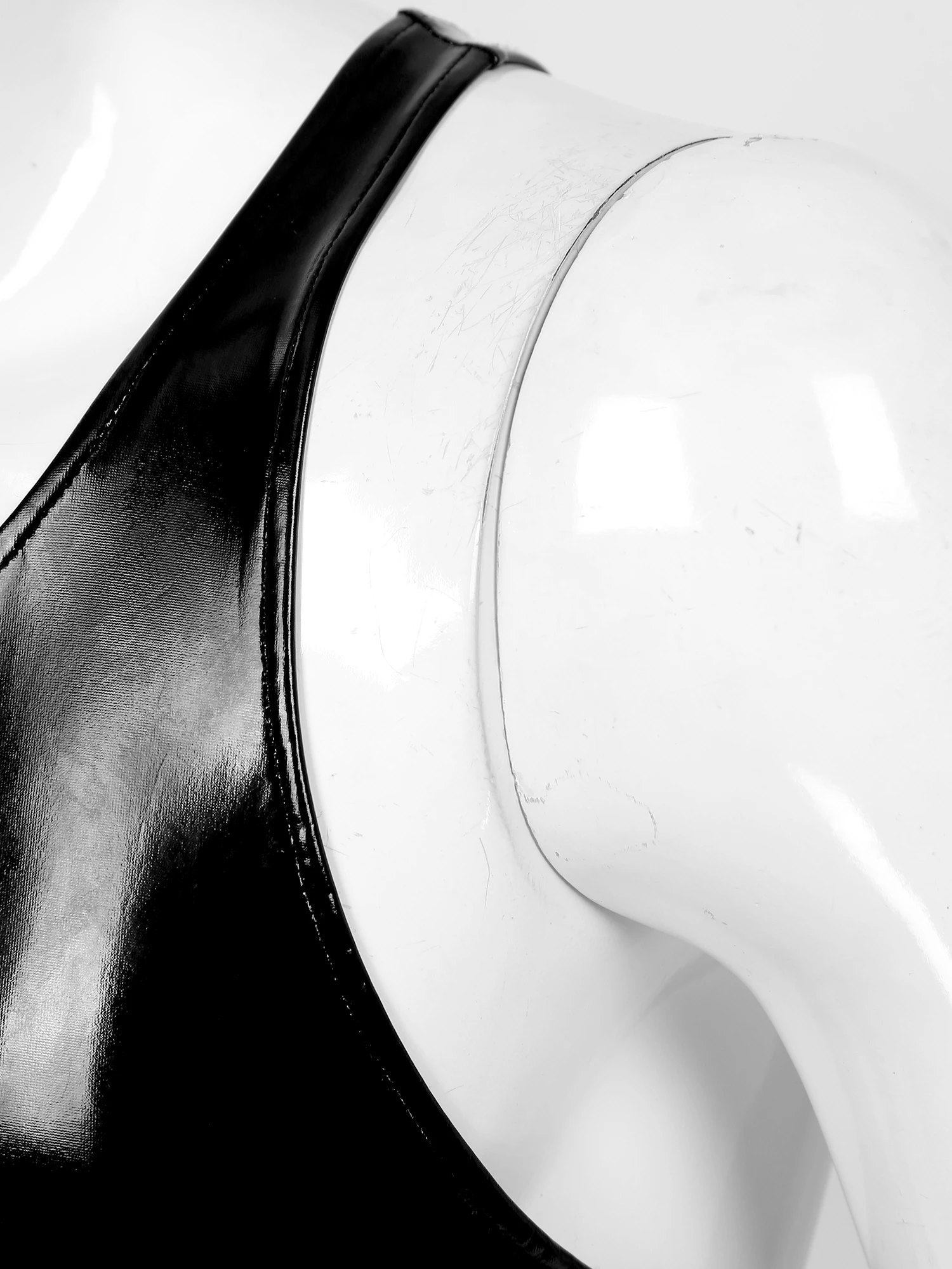 Мужской латексный костюм кошки глянцевый слитный Боди без рукавов с U-образным