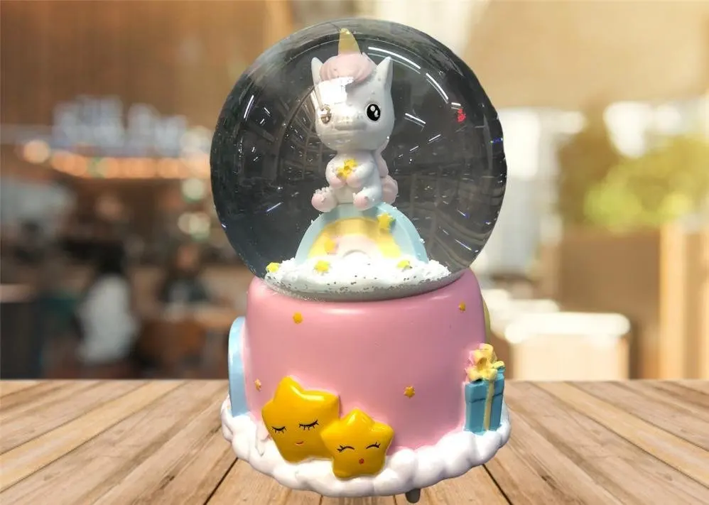 Светящийся музыкальный стеклянный снежный шар на тему радуги