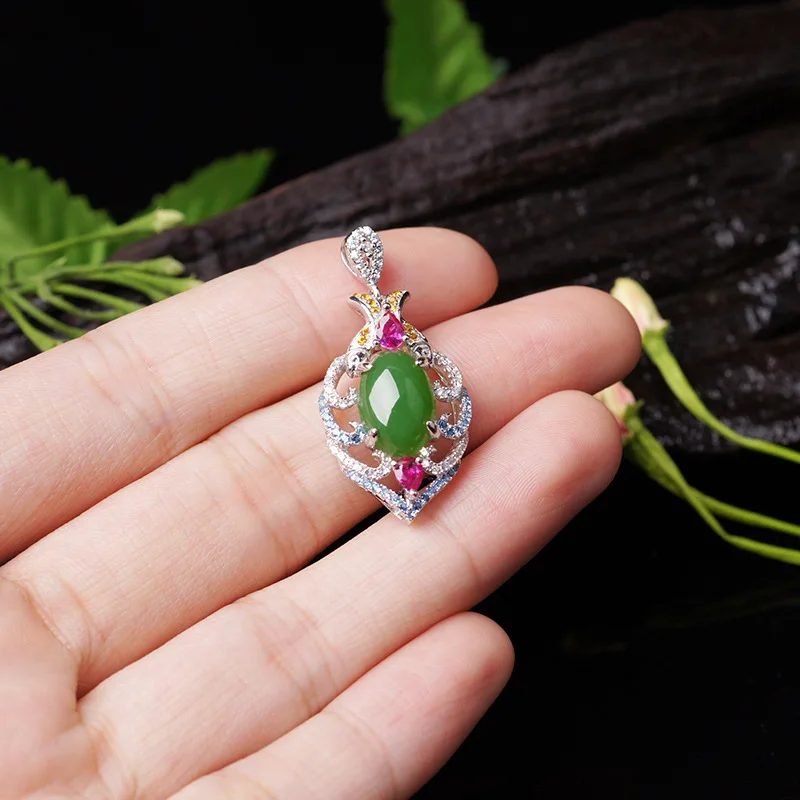 

925 HETIAN JADE WOMEN'S NATURAL BERYL PURE SILVER EMBEDED JADE FISH NECKLACE