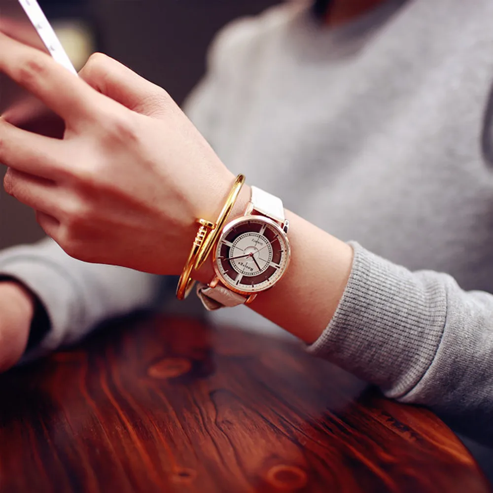 Полые часы нейтральные Модные индивидуальные простые модные уникальные полые