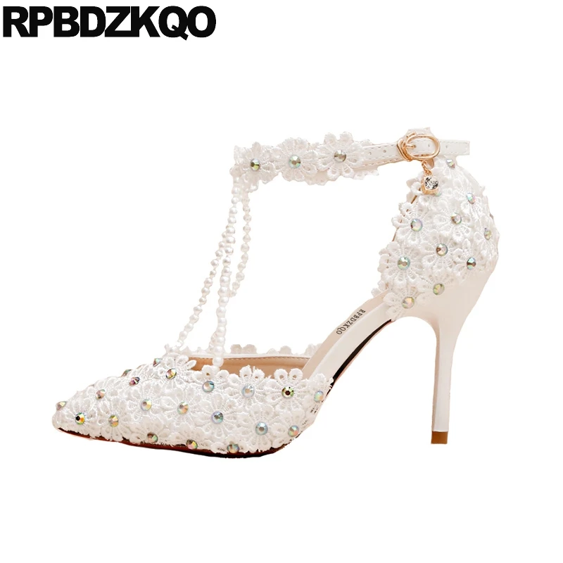 Свадебные туфли-лодочки на тонком каблуке с Т-образным ремешком и стразами туфли