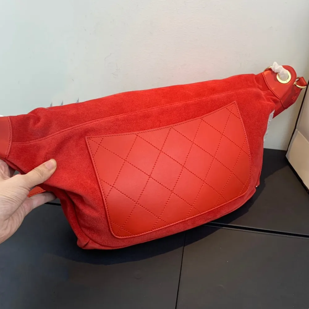 

Luxury designer waist bag casual lady chest bag high quality fashion one-shoulder messenger bag female leather waist bag