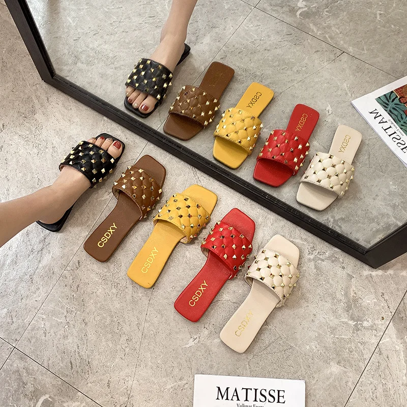 New Summer Shoes Women Luxury Designer Open Toe Flat Slippers Fashion Soft Rivet Sandals Flip Flops Women Slides Size 35-42