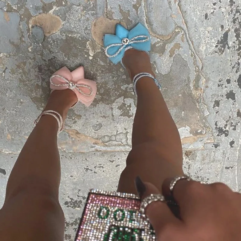 

Туфли-лодочки женские атласные, на высоком каблуке, с блестками