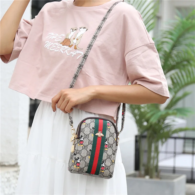 

Disney Mini Mobile Phone Bag PVC Bag Female 2021 New Fashion Messenger Bag Wild Small Bag Female Shoulder Bag Trendy Female