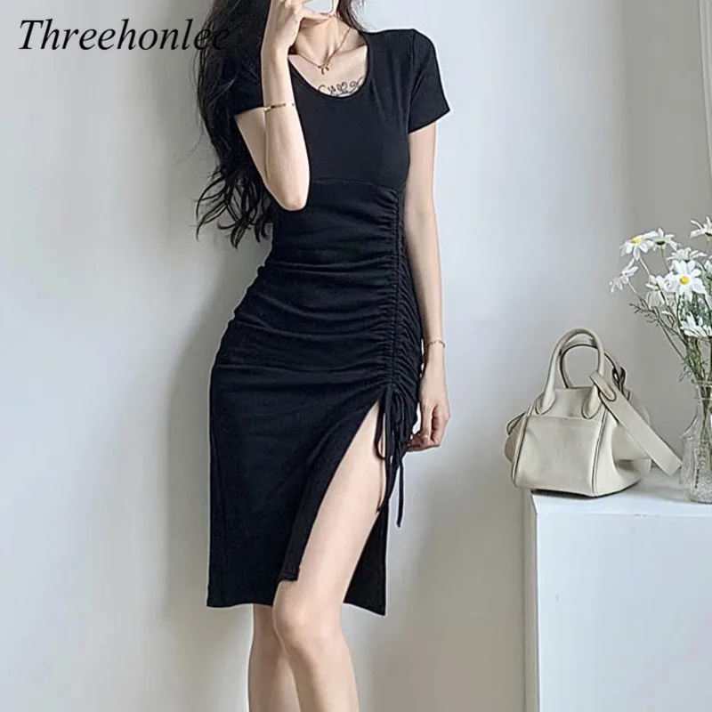 

Женское эластичное облегающее платье с круглым вырезом и разрезом