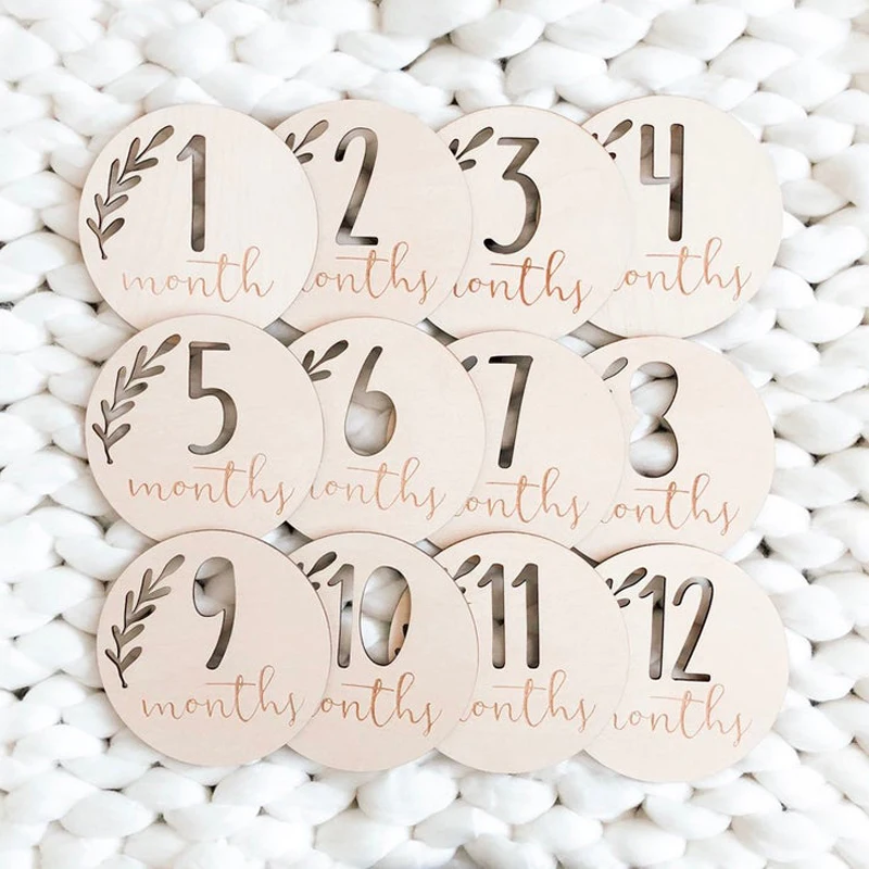 

Baby Monthly Milestone Discs，Wooden Baby Markers，Engraved wooden monthly milestone plaques set of 12 pcs