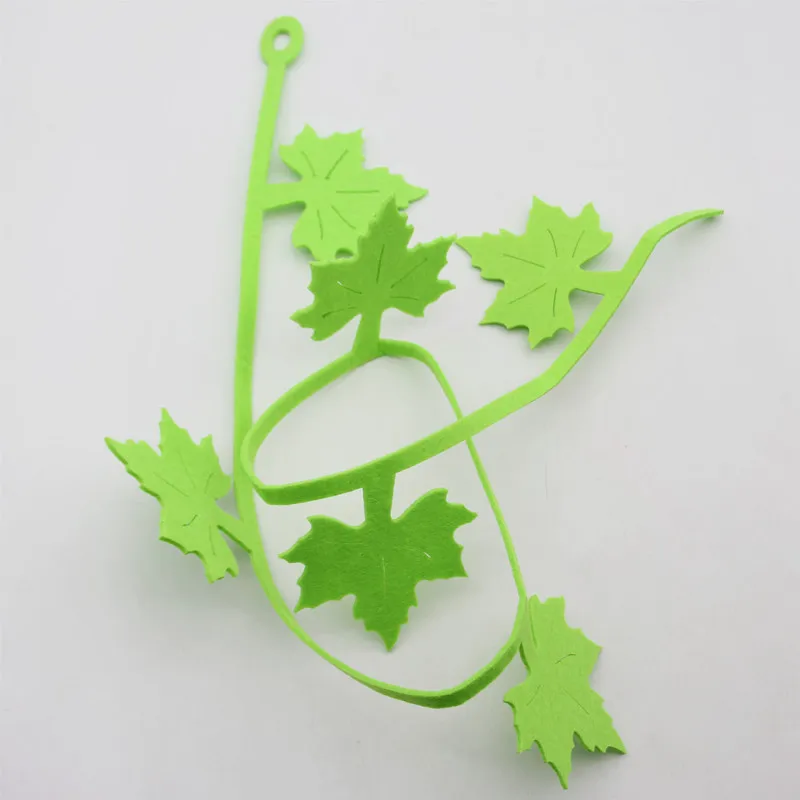 Green 1 шт. резка Войлок красочные кленовые листья фельты Детская домашняя комната DIY украшения детский сад валяние стикер швейный материал - Цвет: Green