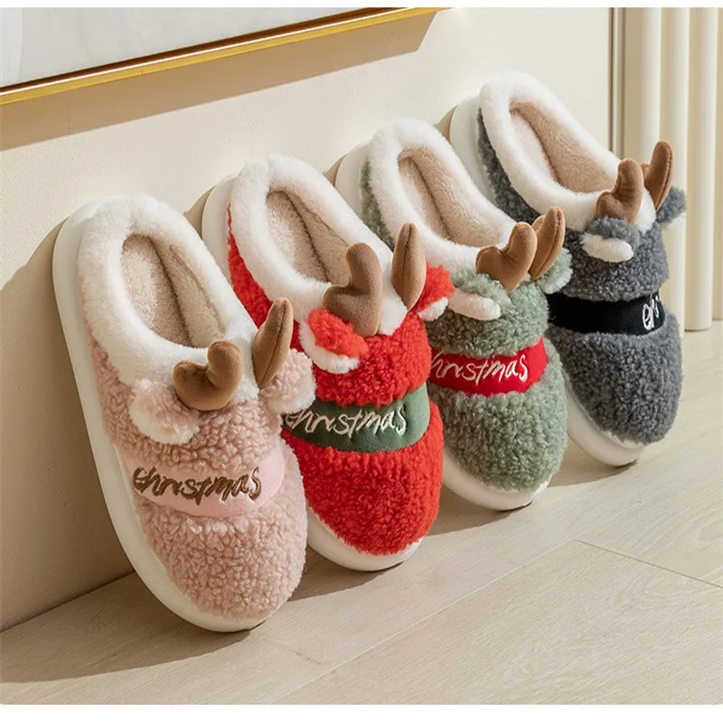 

New 2021 Thick Sole Christmas Deer Slippers Women Men Indoor Warm Slipper Soft Plush Home Floor Lovers Winter Platform Shoes