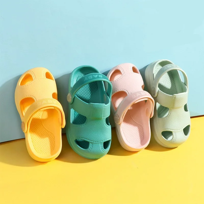 

Summer New Baby Hole Shoes Children Nice Non -slip Soft Floor Old Boys Girl Beach Sandals 1 -3 Years Cartoon children's slippers