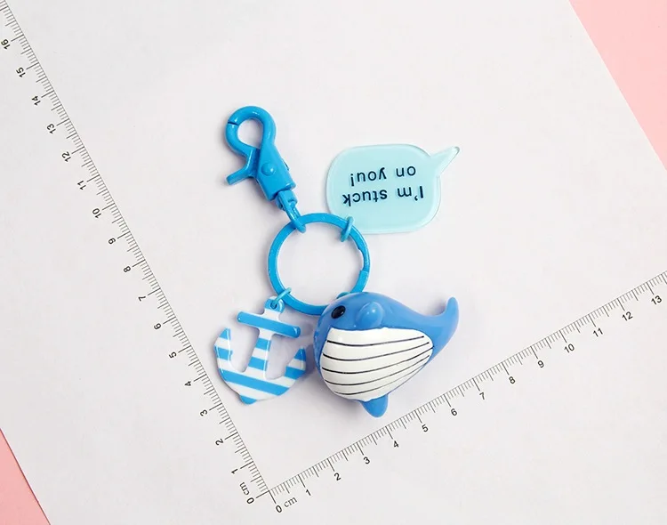 

New 3D Cartoon Dolphin Blue Whale Keychain Resin Car Key Chain Cute Bell Student Bag Pendant Boy Girl Simple Couple Gift Keyring
