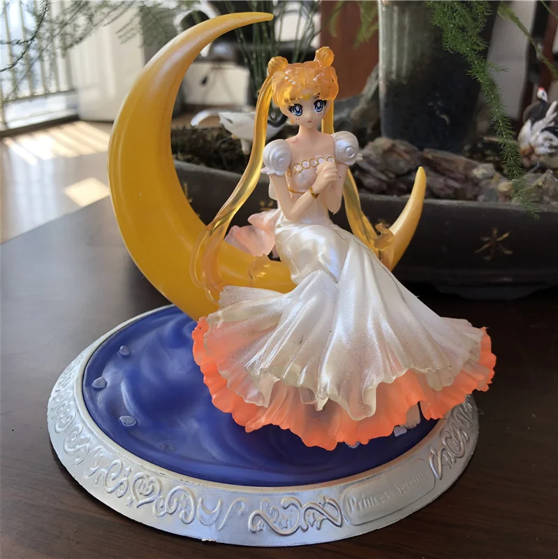 

New Cartoon Anime Super Sailor Moon dolls PVC Action Figure Wings Cake Decoration Collection Model Toy Doll