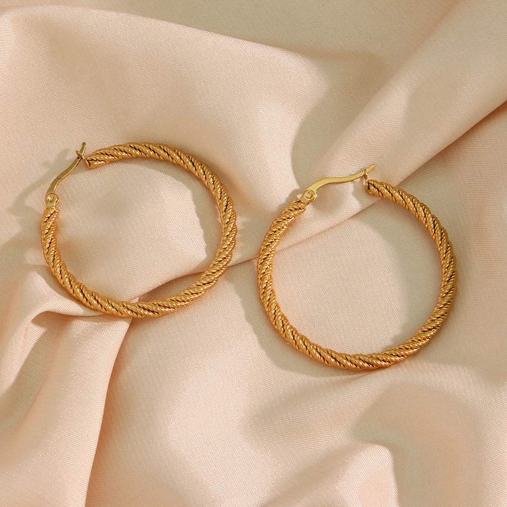 

2021 New Chunky Twisted Large Loop Stanless Steel Big Hoop Earrings Vintage Exaggerated Gold Earrings For Women Jewelry