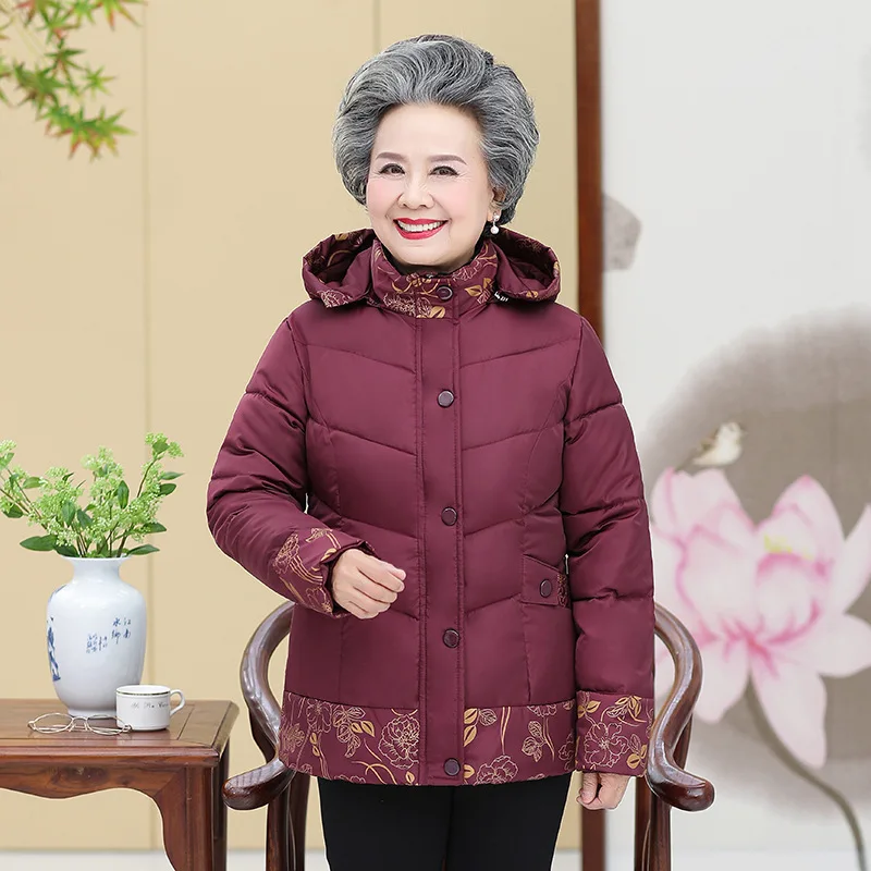 Пальто из хлопка для пожилых мам 60-70 зимние куртки г. Новые плотные теплые пальто с капюшоном и принтом куртка для Parkers верхняя одежда для мам A1021