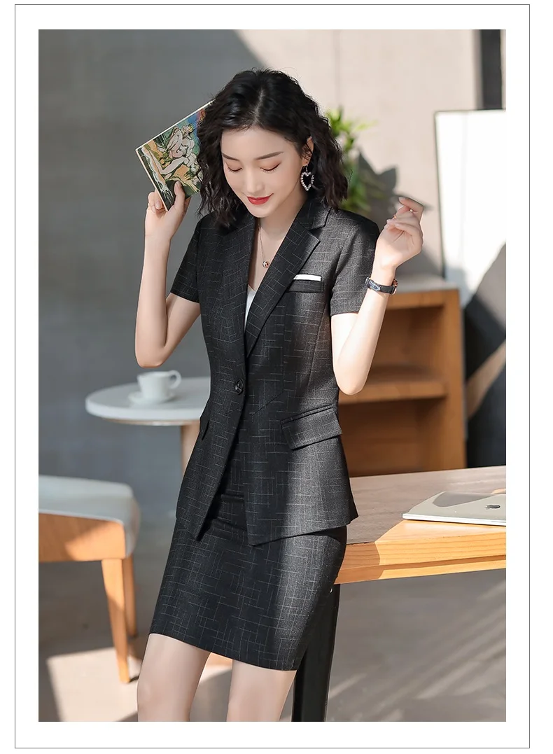 Женский элегантный деловой костюм офисный для работы летний черный пиджак