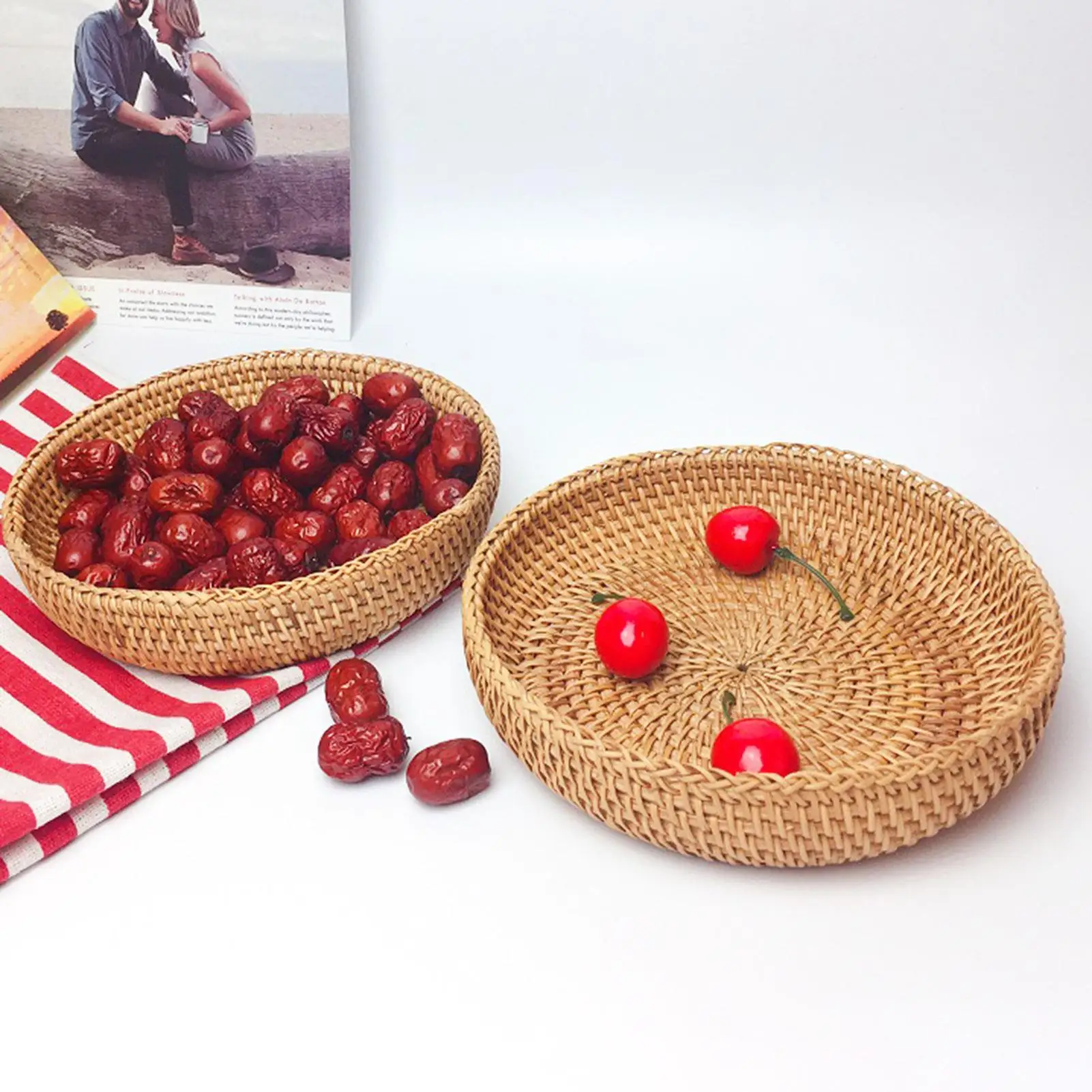 

Round Woven Basket Fruits Container Restaurant Tabletop Display Storage Holder