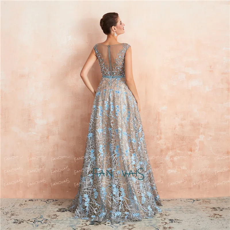 Женское вечернее платье длинное ТРАПЕЦИЕВИДНОЕ кружевное с бисером и глубоким