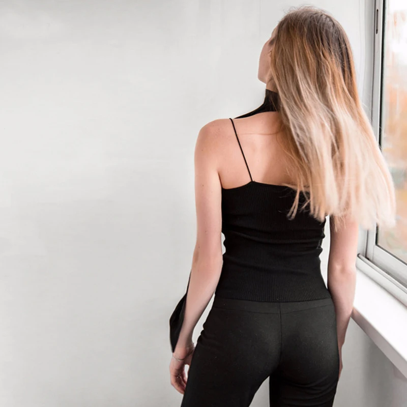 Женский трикотажный жилет в полоску однотонный облегающий Топ без рукавов