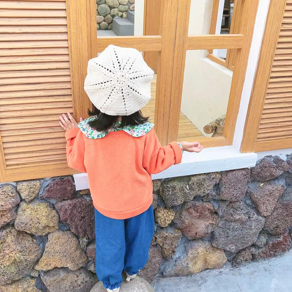 Весенняя одежда для девочек блузка с цветочным рисунком + кардиган джинсы костюм