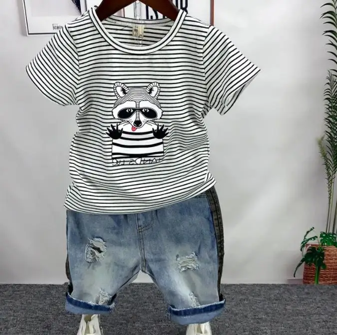 

Модное летнее платье с короткими рукавами, с мультипликационным принтом, футболки и шорты, Детский Комплект для мальчика; На каждый день; Стиль комплекты для детей комплекты одежды для мальчиков 2-6Year